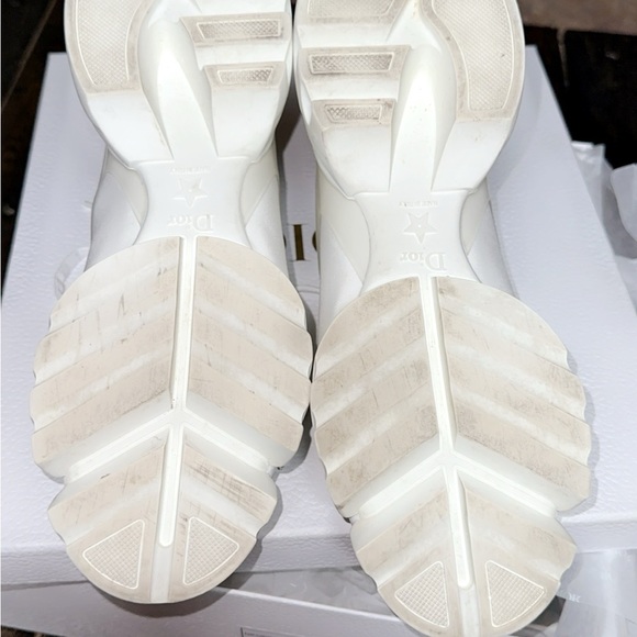 Authentic Christian Dior D Connect sneakers size 38. Very gently used - Picture 6 of 6